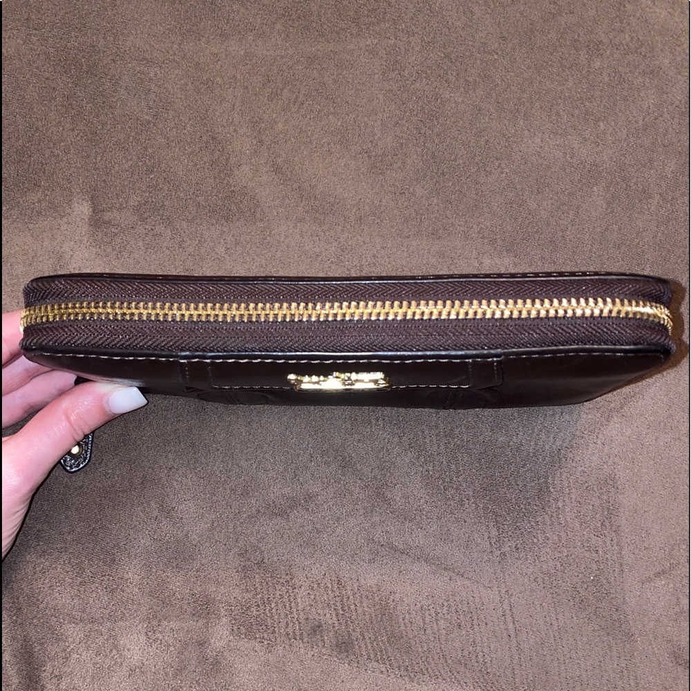 Coach Wallet - Picture 2 of 7